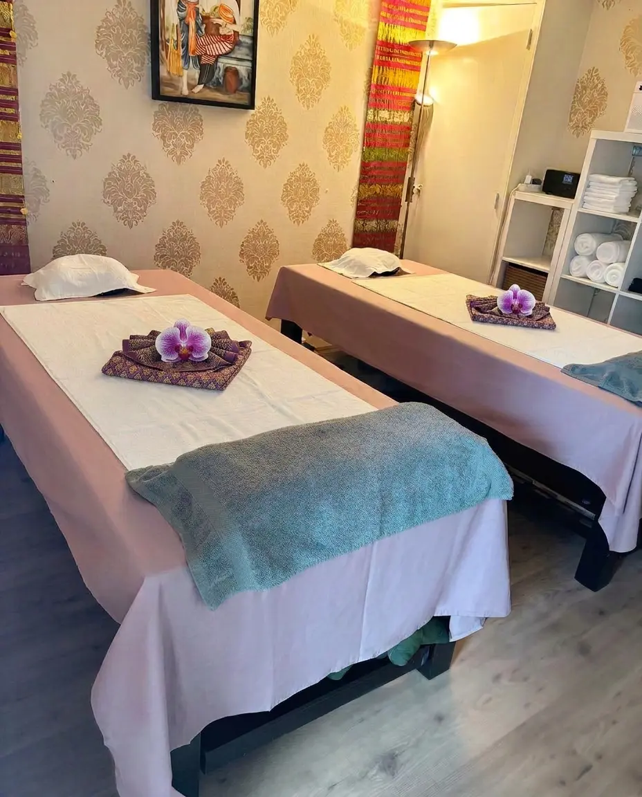 Duo treatment room at Parinya Thai Therapy